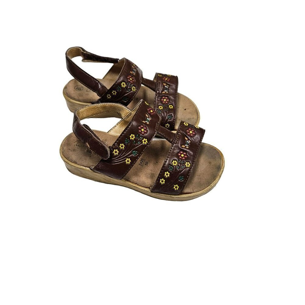Peppermints Toddler Girls' embossed Flowers‎ Leather (faux?) Sandals Size 8.5